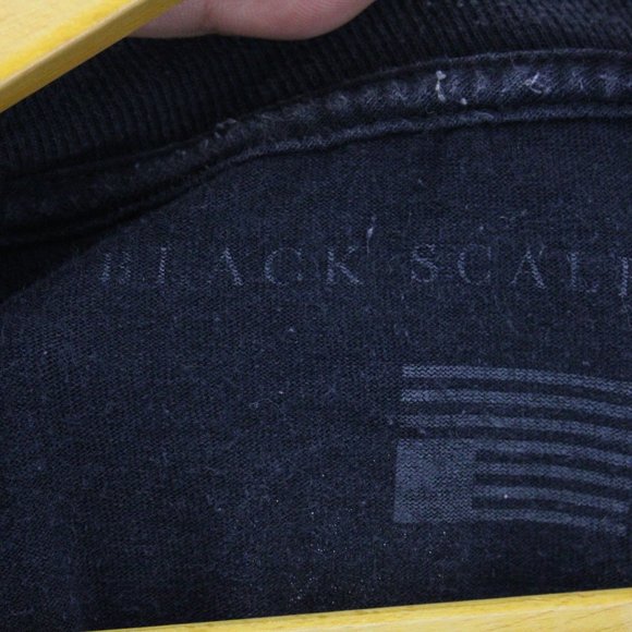 Vintage Black Scale Shirt Mens Black Faded Short Sleeve Big Logo Graphic Sz 2XL - Picture 4 of 7